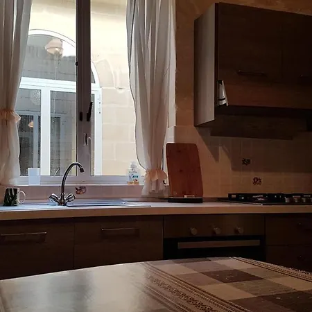 度假居 Dar Il-hena Zurrieq