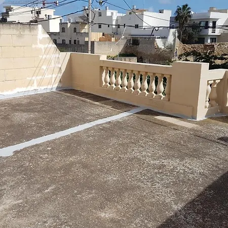 Dar Il-hena Holiday home